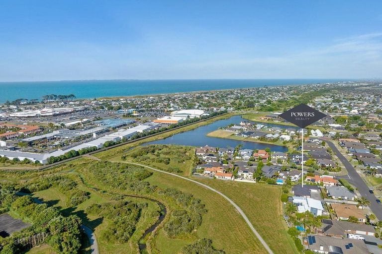 Photo of property in 119 Oriental Parade, Papamoa Beach, Papamoa, 3118