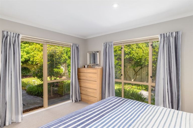 Photo of property in 19 Blighs Road, Strowan, Christchurch, 8052