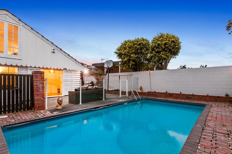 Photo of property in 269 St Johns Road, Saint Johns, Auckland, 1072