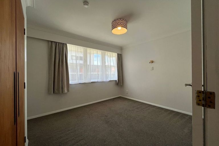 Photo of property in 83 Wai-iti Crescent, Woburn, Lower Hutt, 5010