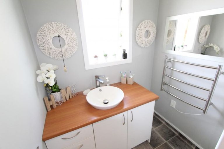 Photo of property in 20 Weka Place, Tokoroa, 3420