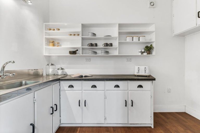 Photo of property in 5 Neil Place, Gate Pa, Tauranga, 3112