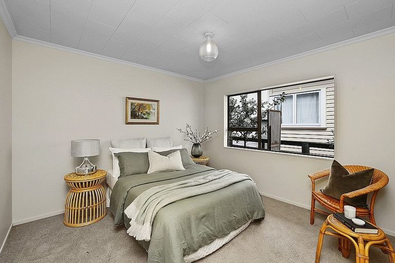 Photo of property in 73a Pendarves Street, New Plymouth, 4310