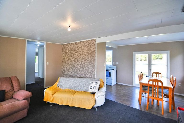 Photo of property in 17 Pakiri Road, Leigh, Warkworth, 0985