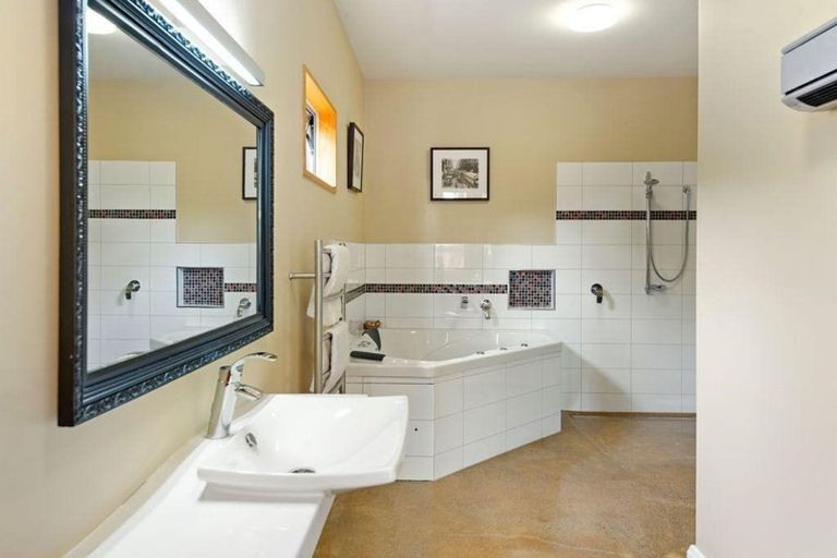 Photo of property in 14 Stanbury Avenue, Somerfield, Christchurch, 8024