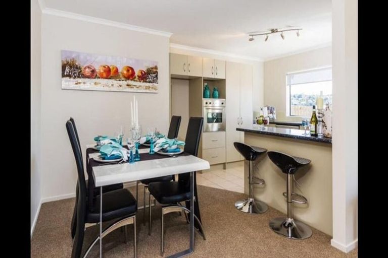 Photo of property in 225 Triangle Road, Massey, Auckland, 0614