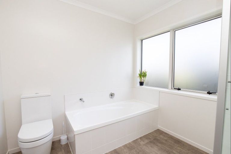 Photo of property in 56 Benner Drive, Ngatea, 3503