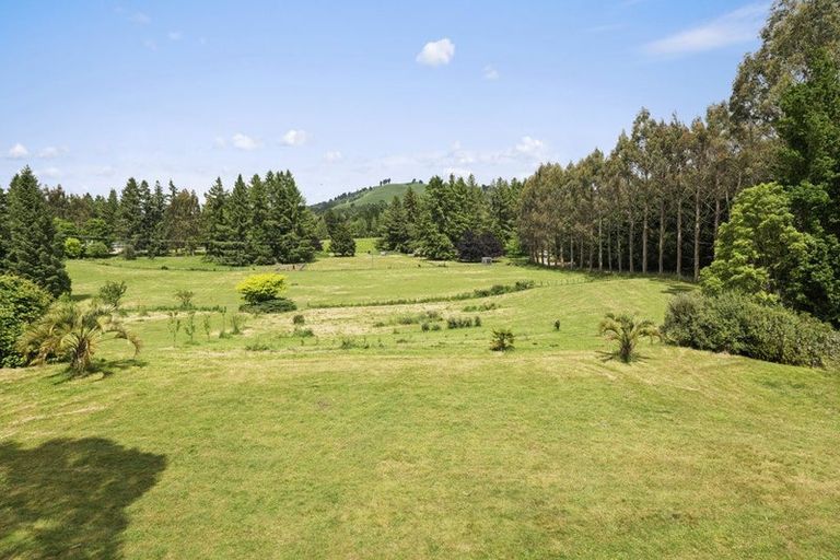 Photo of property in 66 Forest Road, Oruanui, Taupo, 3384
