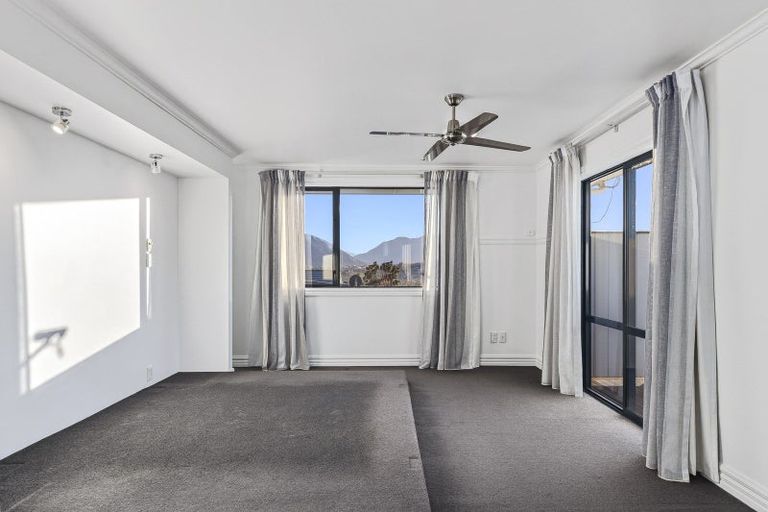 Photo of property in 49 Totara Terrace, Wanaka, 9305