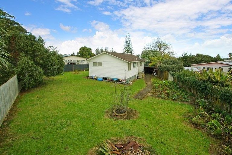Photo of property in 28 Kivell Close, Mangere East, Auckland, 2024