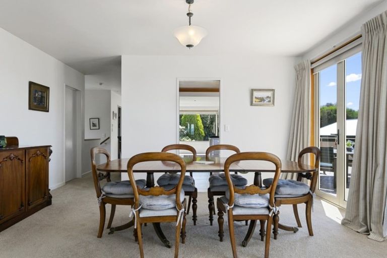 Photo of property in 42 Wakeman Road, Acacia Bay, Taupo, 3330