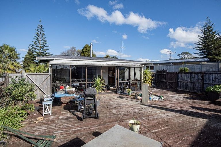 Photo of property in 24 Manapouri Street, Tikipunga, Whangarei, 0112