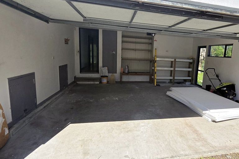 Photo of property in 213 Whangaparaoa Road, Red Beach, 0932