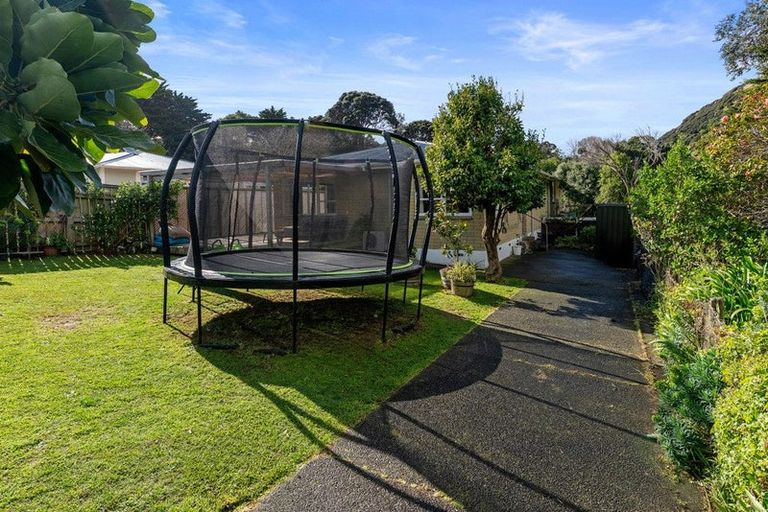 Photo of property in 26a Tilley Road, Paekakariki, 5034