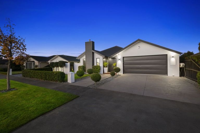 Photo of property in 5 Bernadette Street, Aidanfield, Christchurch, 8025