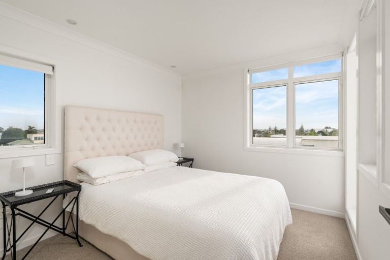 Photo of property in 53 Motiti Road, Papamoa Beach, Papamoa, 3118