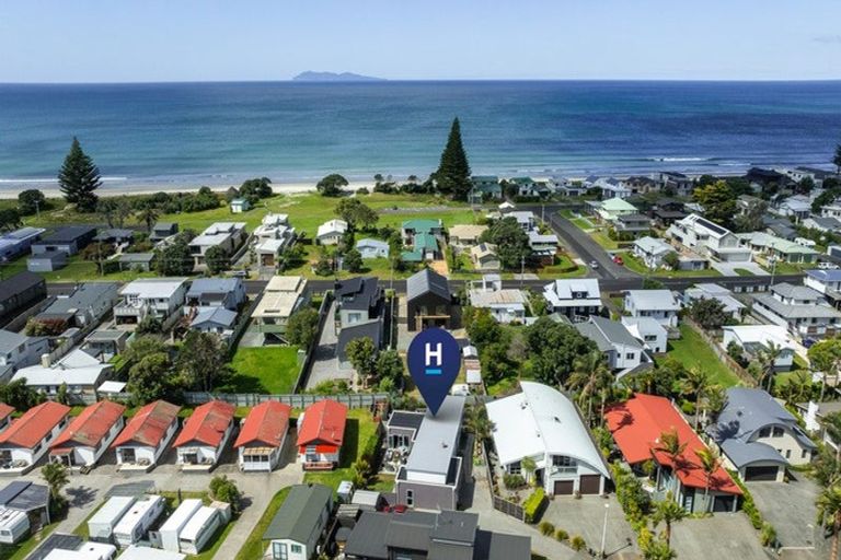 Photo of property in 12 Palm Grove, Waihi Beach, 3611