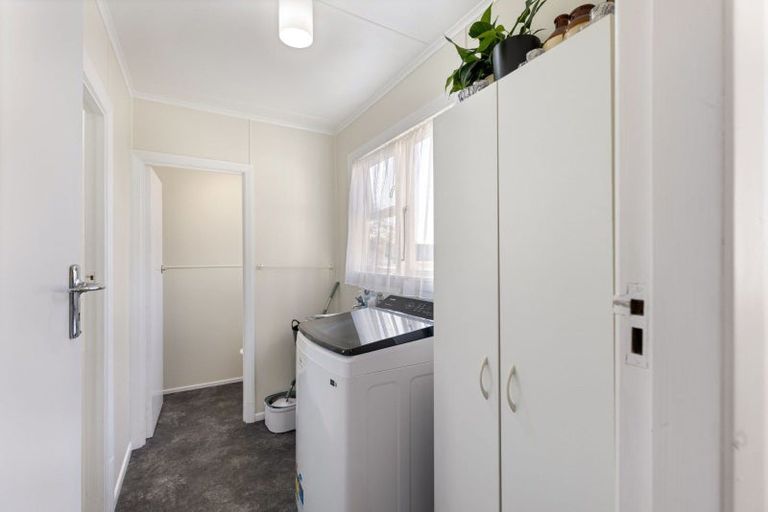 Photo of property in 65 Phillips Street, Sanson, 4817