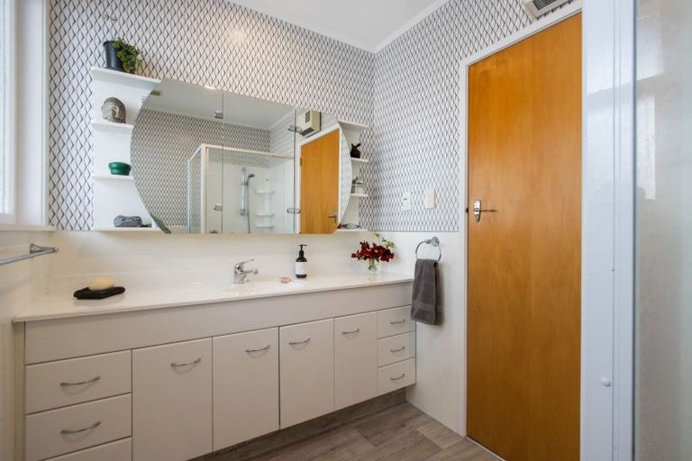 Photo of property in 31 Carisbrooke Street, Katikati, 3129