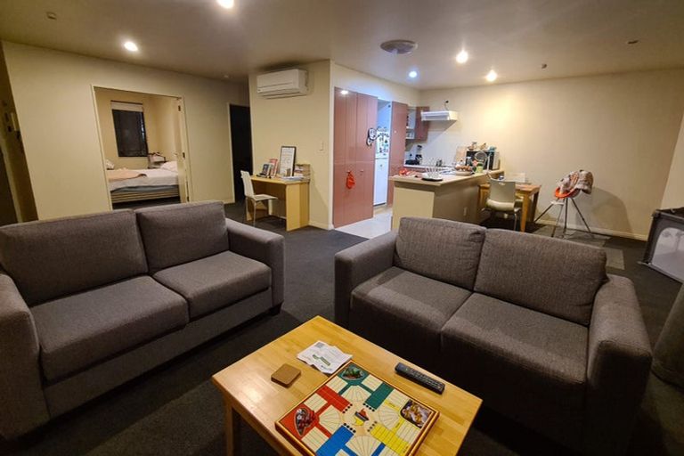 Photo of property in St James Courts, 9/77 Gloucester Street, Christchurch Central, Christchurch, 8013