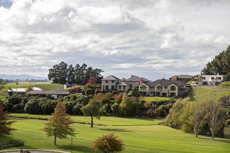 Photo of property in 21 Golf View Close, Fairhall, 7272