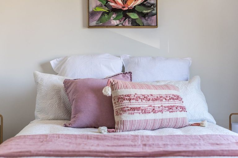 Photo of property in 4 Tobago Crescent, Grenada North, Wellington, 5028