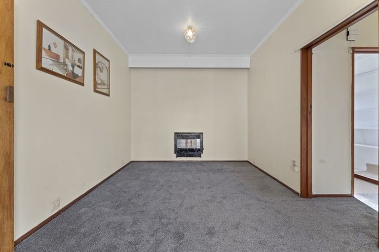 Photo of property in 18 Chaytor Street, West End, Palmerston North, 4410
