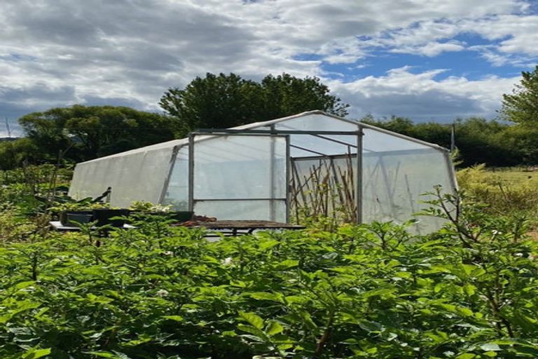 Photo of property in 490 River Road, Kumeroa, Woodville, 4997