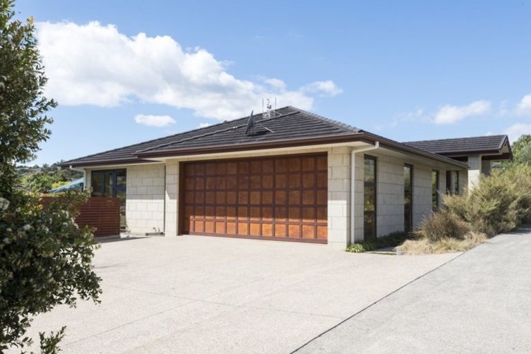 Photo of property in 77 Sovereign Street, Flat Bush, Auckland, 2019