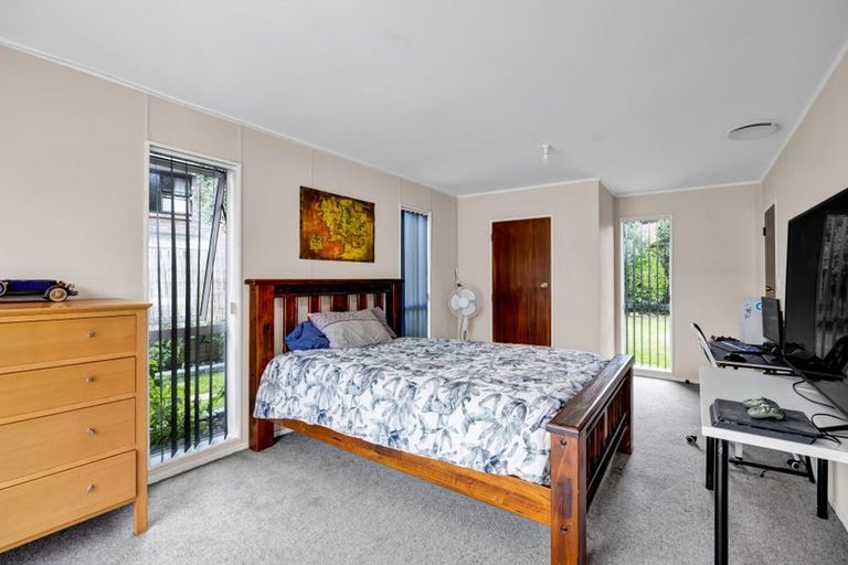 Photo of property in 11 Matai Place, Hawera, 4610