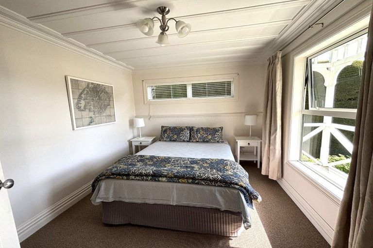 Photo of property in 62 Marion Street, Macandrew Bay, Dunedin, 9014