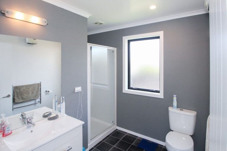 Photo of property in 17 Blue Stone Drive, Waiareka Junction, Oamaru, 9401