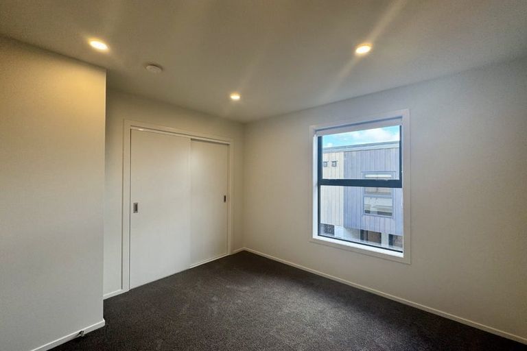 Photo of property in 13/506 Glenfield Road, Bayview, Auckland, 0629