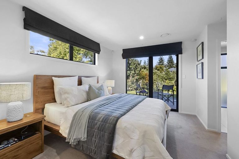 Photo of property in 2/31 Links Drive, Waiwhakaiho, New Plymouth, 4312