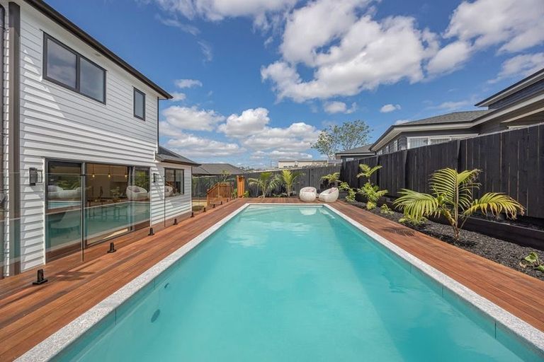 Photo of property in 4 The Landing, Riverhead, 0820