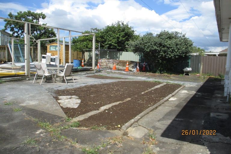 Photo of property in 84 Fisher Crescent, Otara, Auckland, 2023