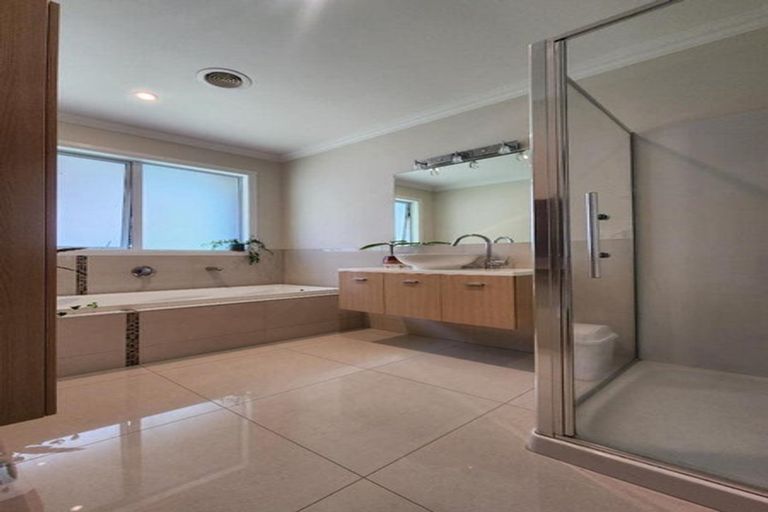 Photo of property in 479b Carrington Road, Hurworth, New Plymouth, 4371