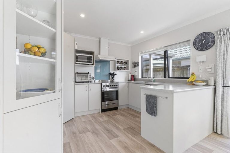 Photo of property in Villa Estate, 29/55 Armstrong Avenue, Carterton, 5713