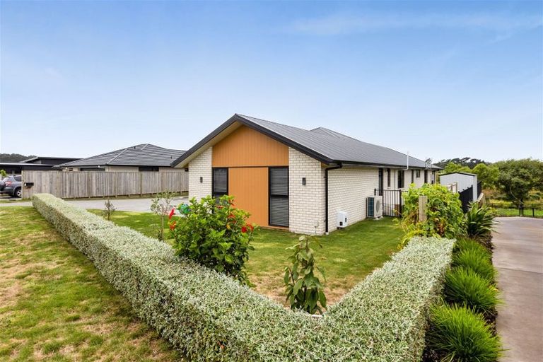 Photo of property in 34 Papawhero Drive, Bell Block, New Plymouth, 4312