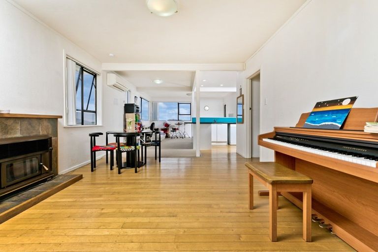 Photo of property in 102 Sunrise Avenue, Mairangi Bay, Auckland, 0630