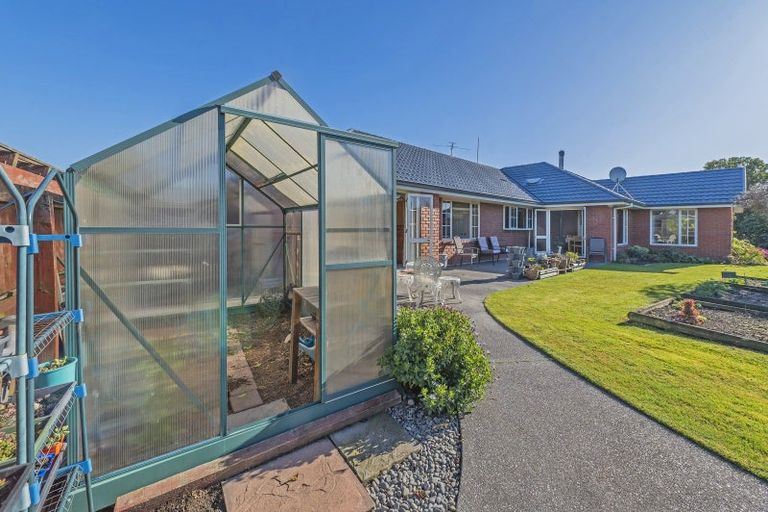 Photo of property in 2 Auden Common, Rolleston, 7614