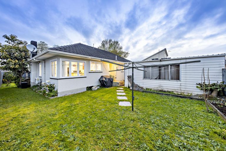 Photo of property in 56 Willis Road, Papakura, 2110