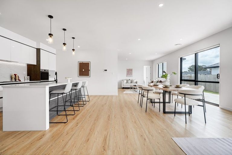 Photo of property in 7 Cutfield Lane, Kumeu, 0810