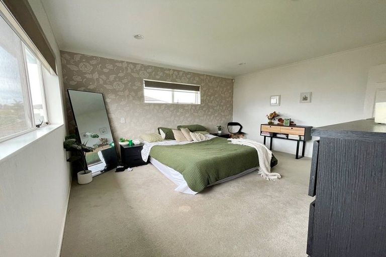 Photo of property in 18 Lake Drive, Karaka, Papakura, 2113