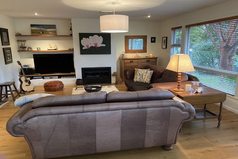 Photo of property in 122 Waimairi Road, Ilam, Christchurch, 8041