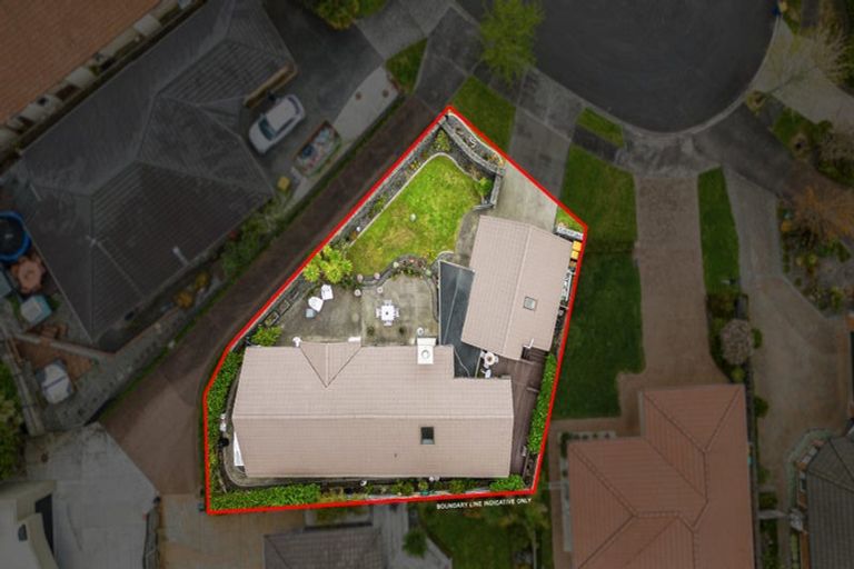 Photo of property in 37 Starlight Cove, Hobsonville, Auckland, 0618