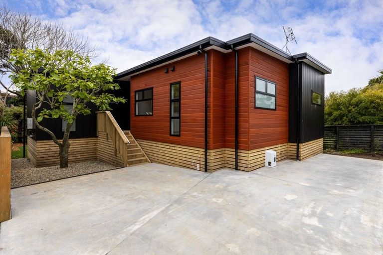 Photo of property in 12a Gaine Street, New Plymouth, 4310