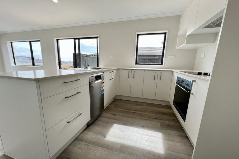 Photo of property in 2/26 Pah Road, Papatoetoe, Auckland, 2025