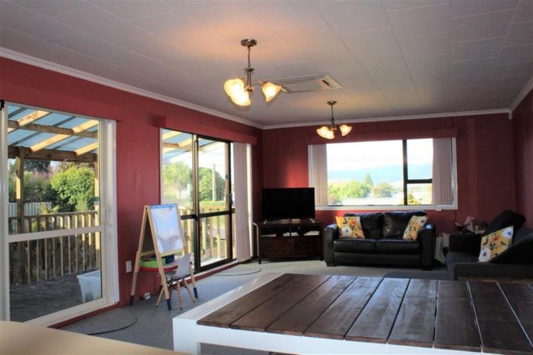 Photo of property in 105 Rangatira Drive, Mangakino, 3421