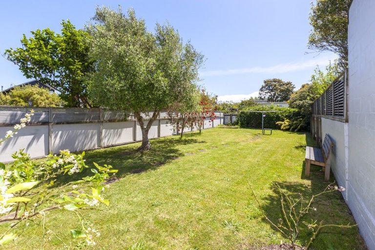 Photo of property in 83b Golf Road, Paraparaumu Beach, Paraparaumu, 5032